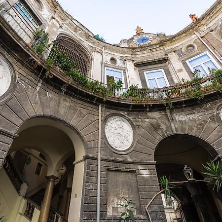 Double Room At Historical Palazzo Spinelli 那不勒斯 客房 照片