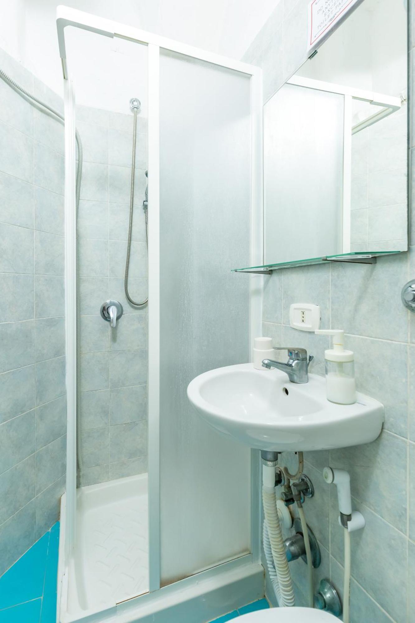 Double Room At Historical Palazzo Spinelli 那不勒斯 外观 照片